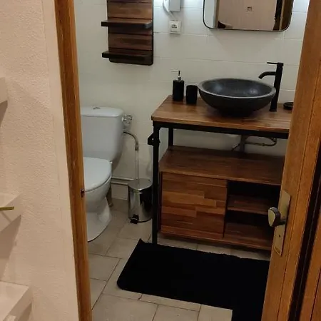 : Grand Cosy Avec Cour Privative * Bordeaux