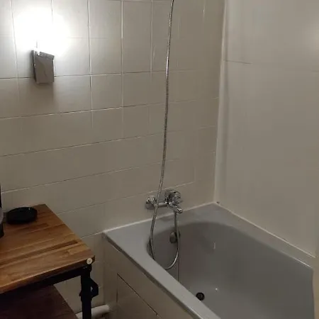 : Grand Cosy Avec Cour Privative