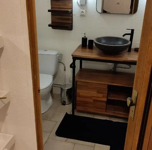 : Grand Cosy Avec Cour Privative * Bordeaux